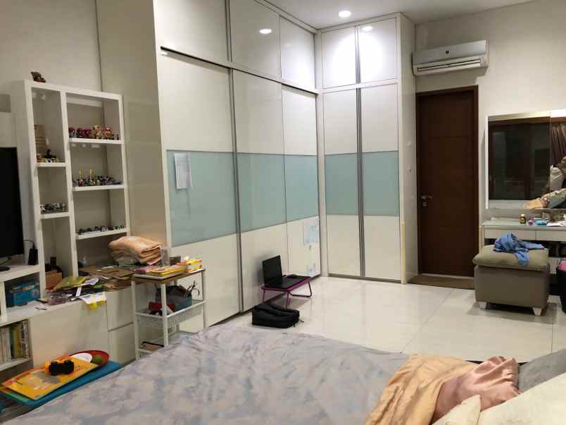 jual rumah pluit 3 lantai