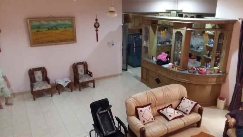 jual rumah taman surya jakarta barat