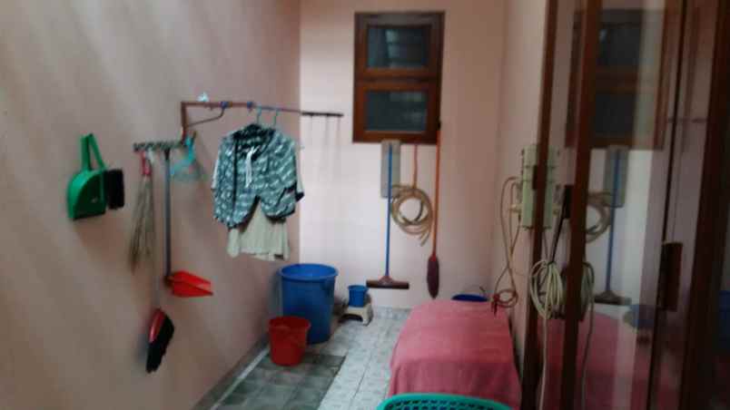 jual rumah taman surya jakarta barat