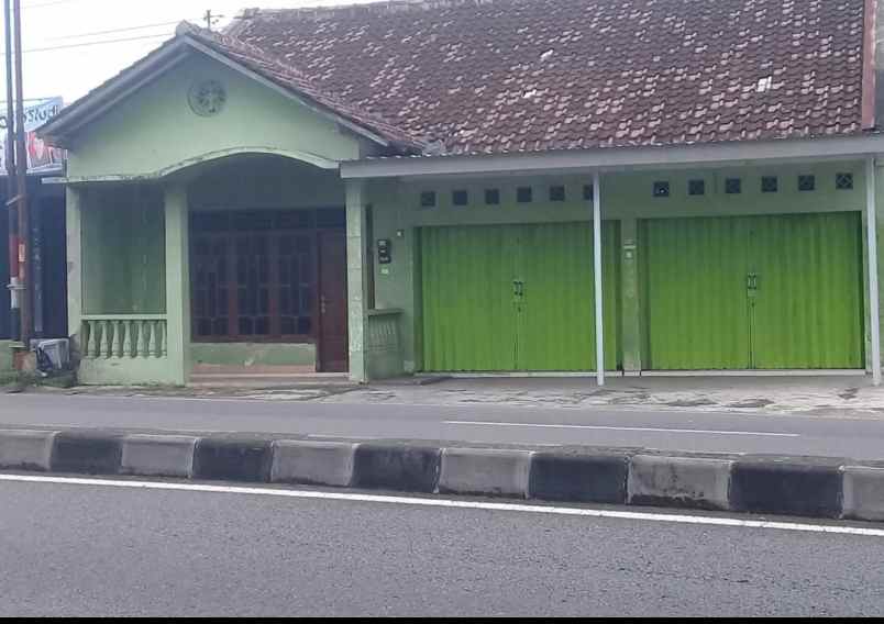 jual rumah tepi jalan yogya magelang km 13 sleman
