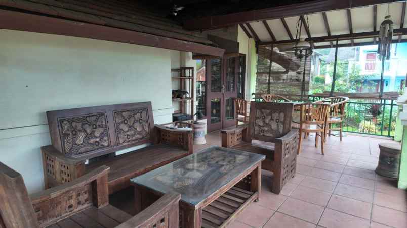 jual segera villa istana bunga lembang bandung