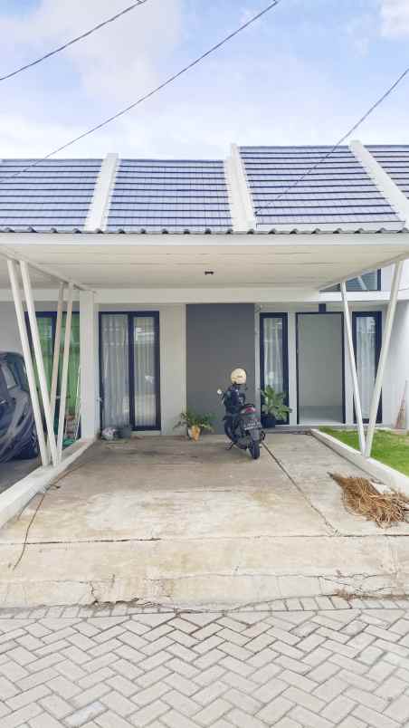 oper kredit rumah 130jt di taman sukodono regency