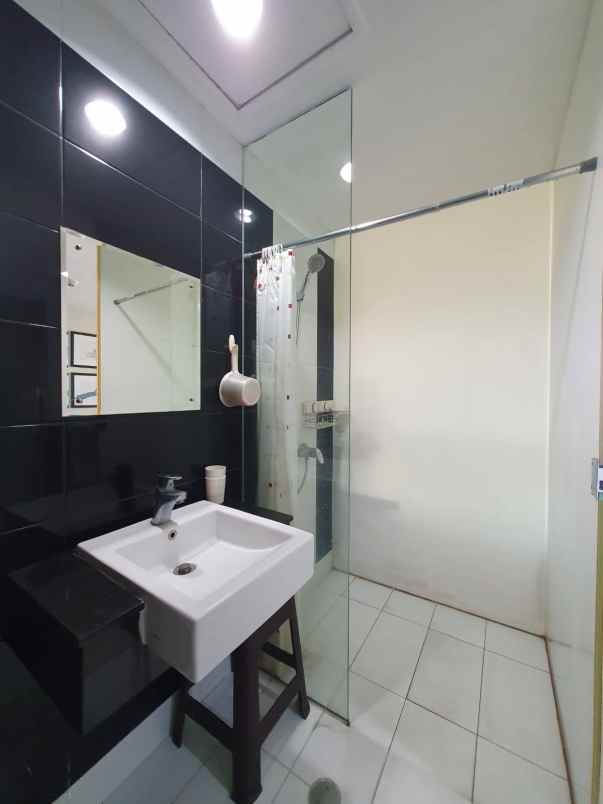 petra square tipe studio lantai 12 fully furnished