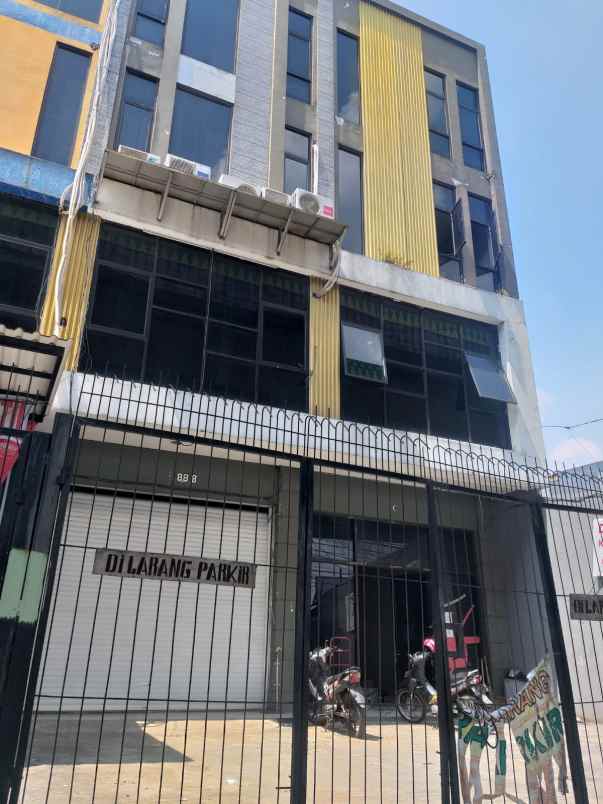 ruko di jalan ciledug raya cipulir jakarta selatan