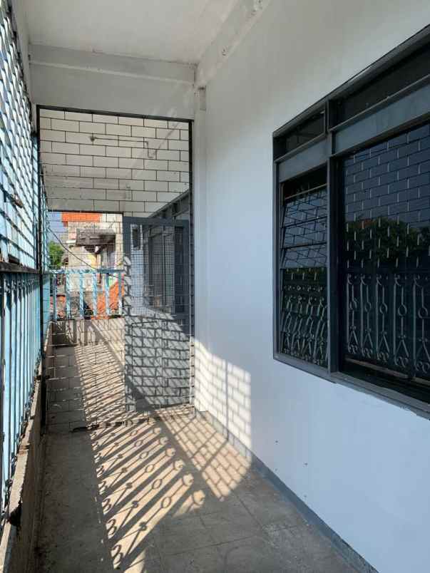 ruko pasar kembang luas 10x10 2 5 lantai