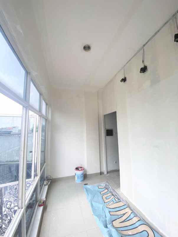 ruko strategis di ciledug