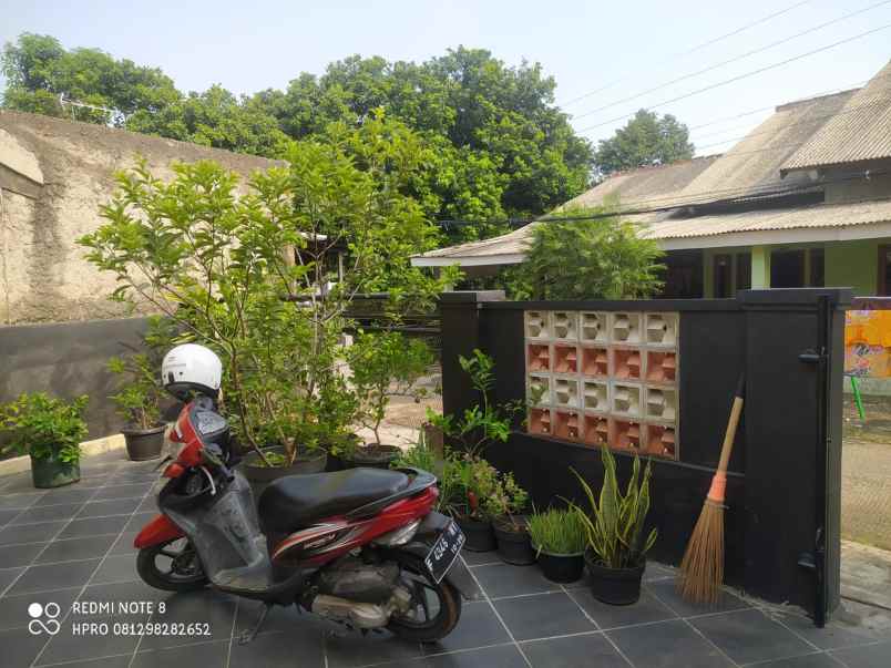 rumah asri dan bagus lt 200 m2 dekat grand depok city