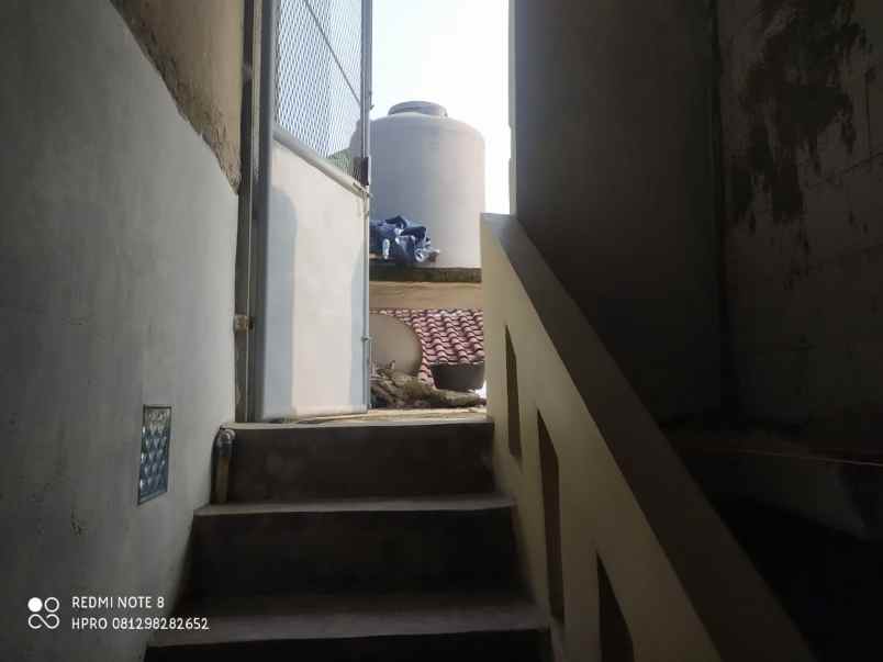 rumah asri dan bagus lt 200 m2 dekat grand depok city