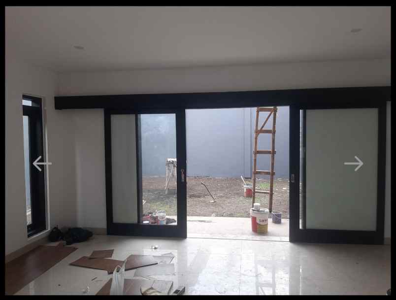 rumah asri dan nyaman di sayap buah batu