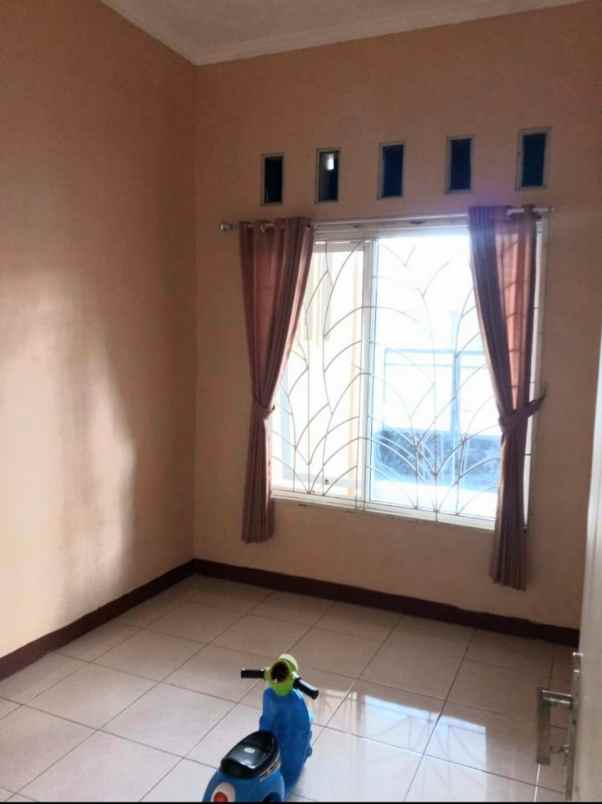 rumah bagus dalam cluster di jatibening bekasi