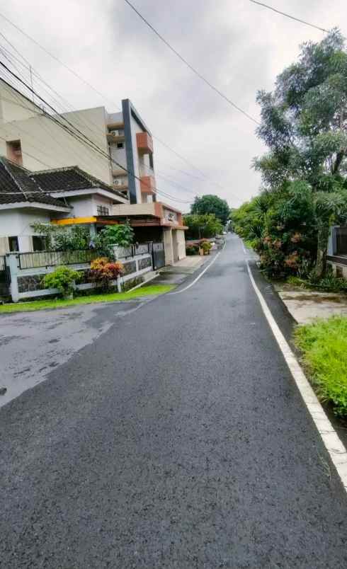 rumah baru siap huni lokasi dekat dewandaru