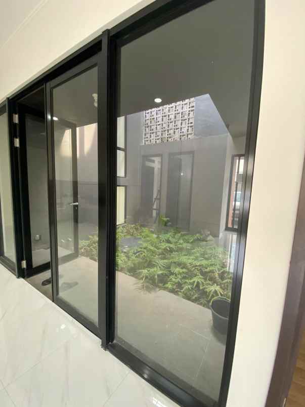 rumah cantik cluster flavio suvarna sutera tangerang