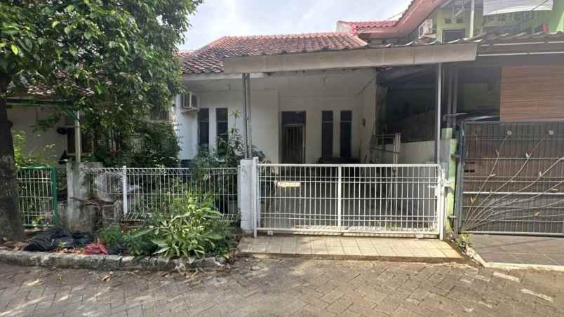 rumah cantik di mutiara gading city harapan indah
