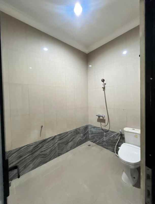 rumah cantik di mutiara gading city harapan indah