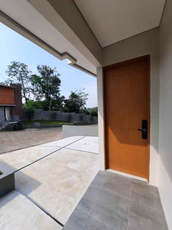 rumah cluster 800jt di sukahati cibinong bogor