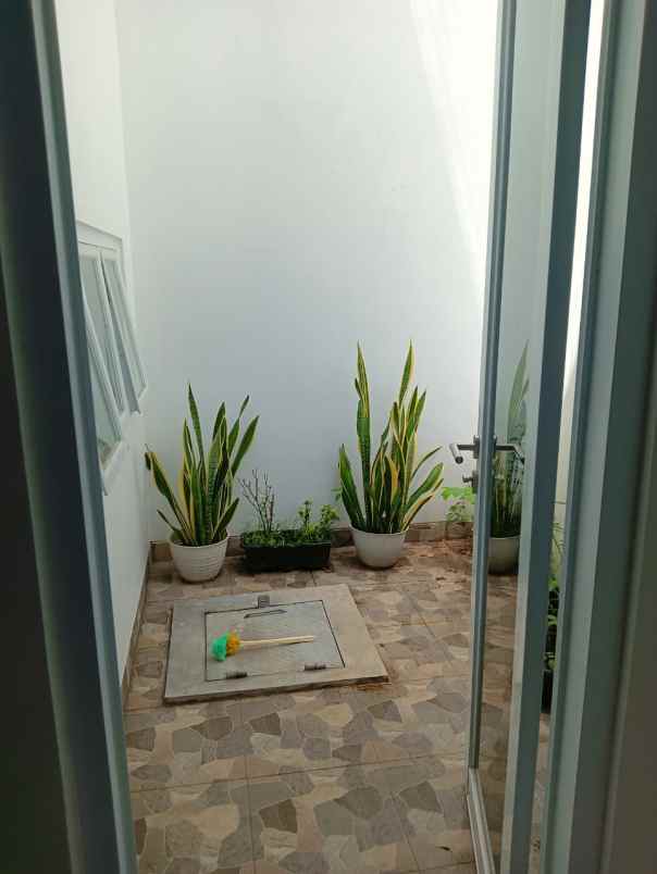 rumah cluster di ciganjur jagakarsa jakarta selatan