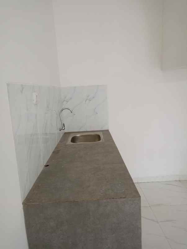 rumah cluster strategis 5menit ke tol cimanggis