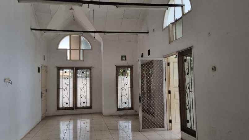 rumah di cluster taman sari harapan indah bekasi