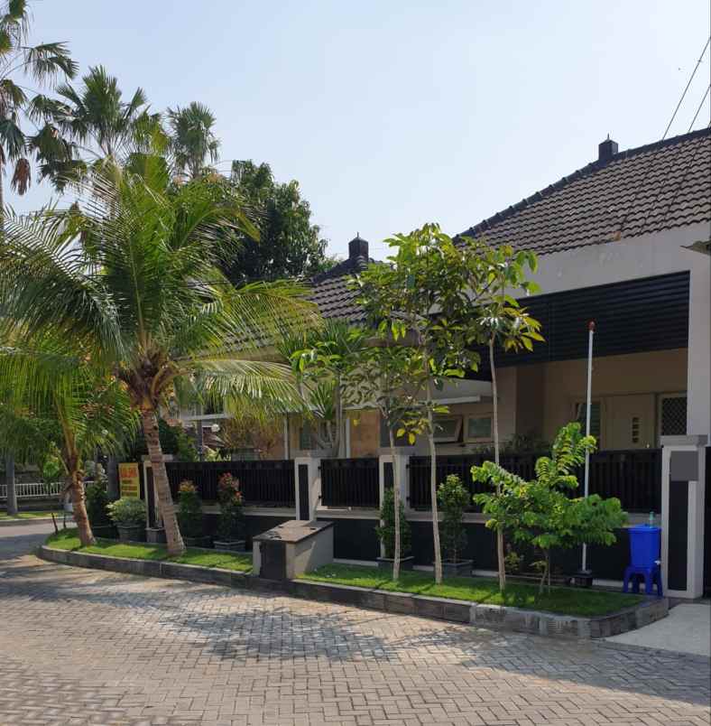 rumah di perumahan puri jawa asri gresik shm strategis