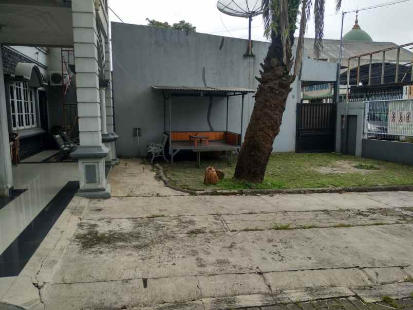 rumah dijual murah shm 800m jakarta barat
