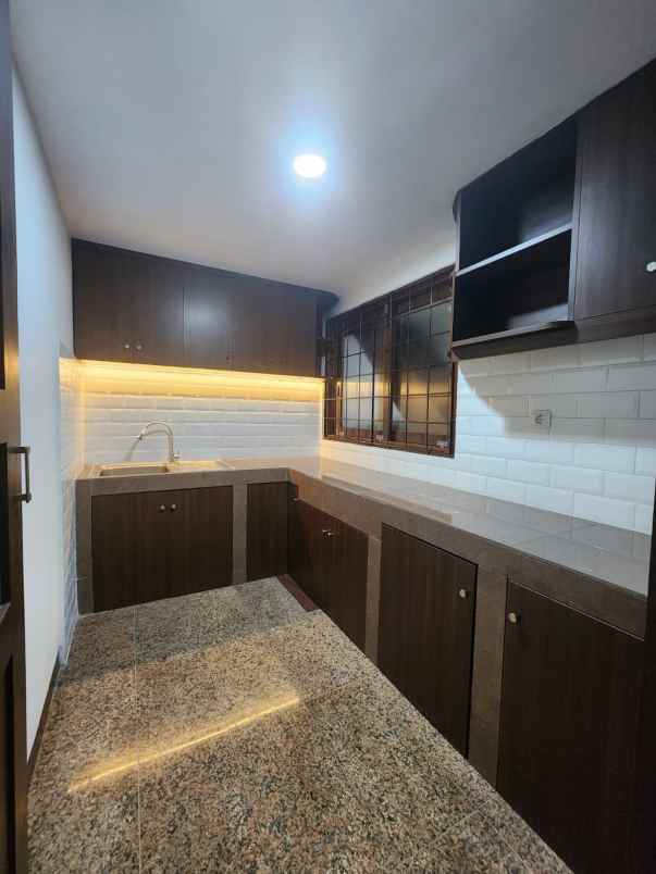 rumah disewakan di cilandak jakarta selatan