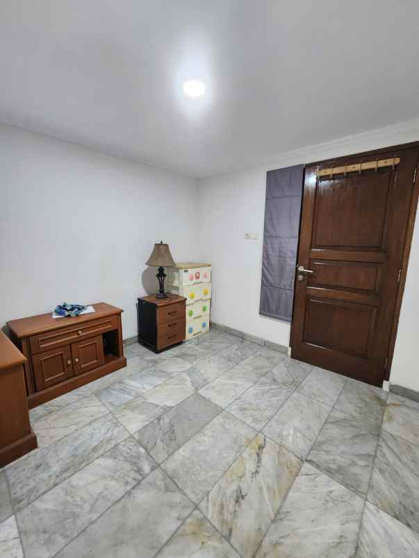 rumah disewakan di cilandak jakarta selatan