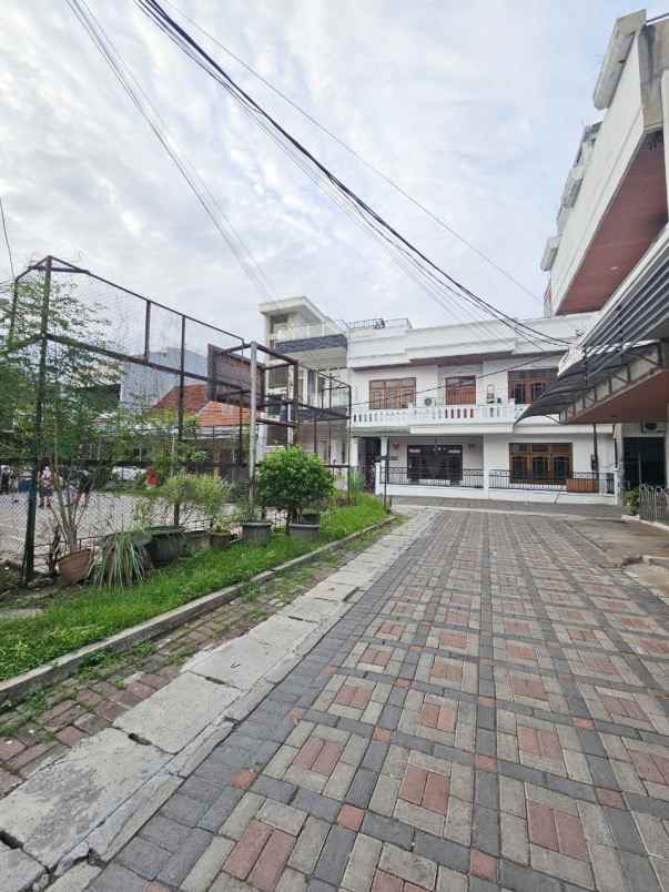 rumah gembong kapasan strategis one gate system