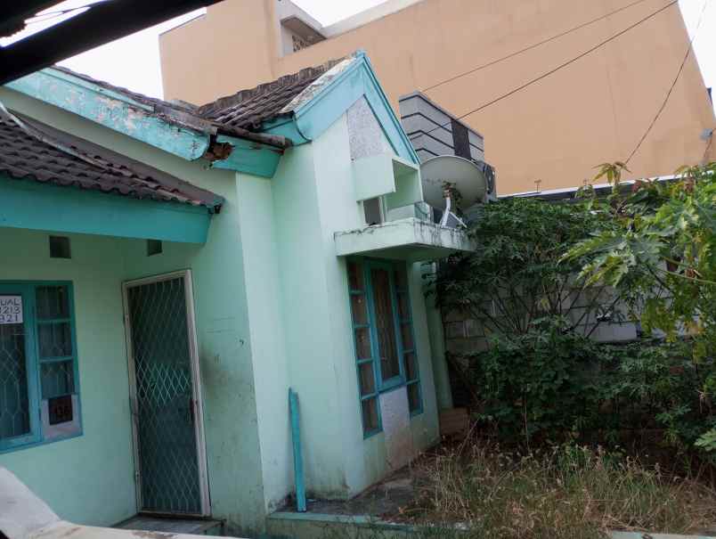 rumah jadul di bintaro jaya