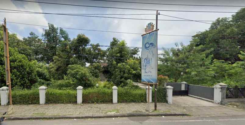 rumah jl ayani surakarta