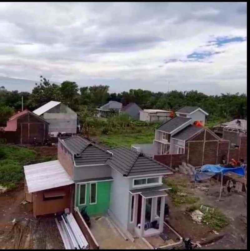 rumah jl kemlandingan wedoro pandaan
