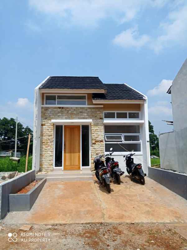rumah jl kenanga
