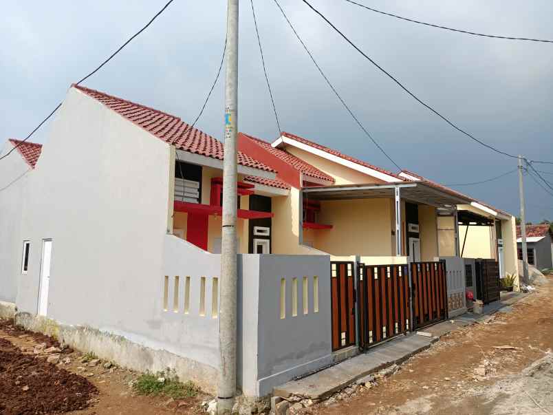 rumah jl raya pasirputih dekat