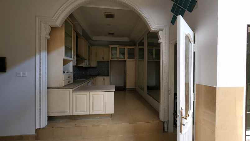 rumah jln moch yamin menteng