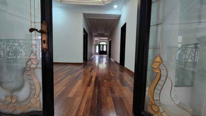 rumah jln moch yamin menteng