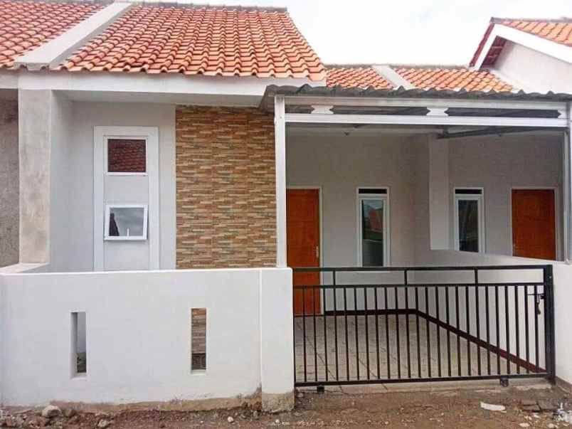 rumah jln sangkanhurip katapang