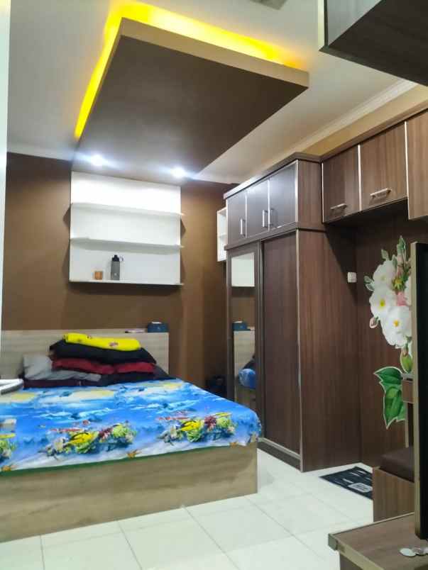 rumah komplek cihanjuang full renovasi 8 menit pemkot