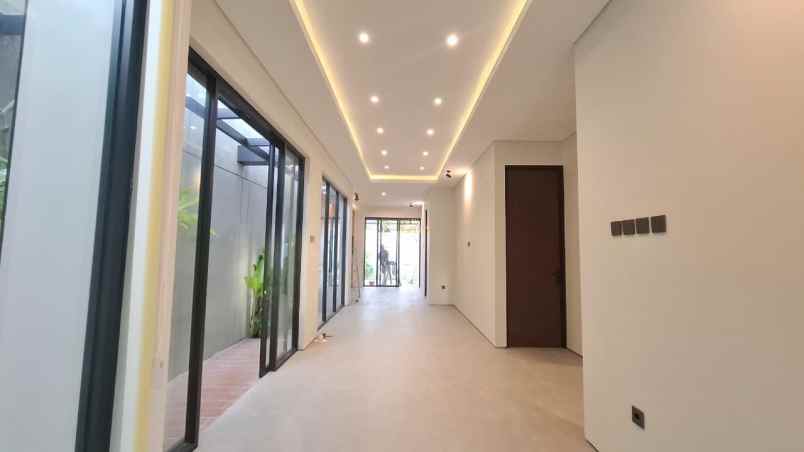 rumah luas siap huni di kalasan free pagar dan kanopi