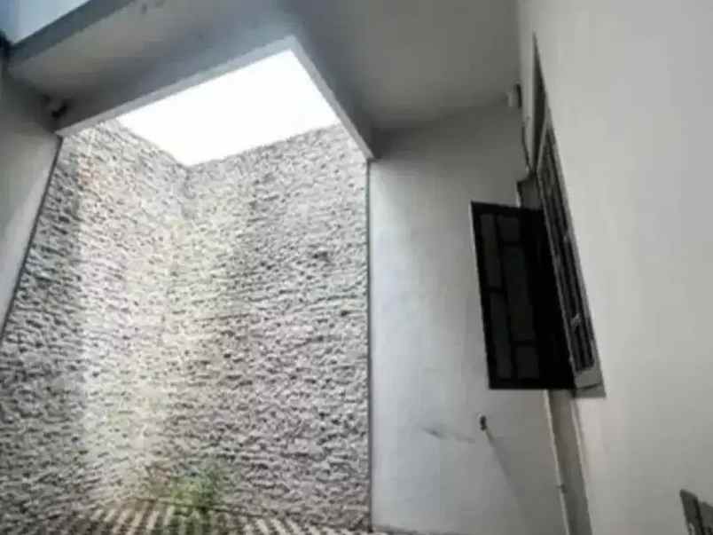 rumah megah di kayu putih pulo gadung