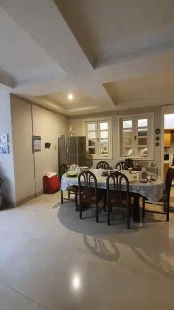 rumah megah di taman bougenvile caman raya jatibening
