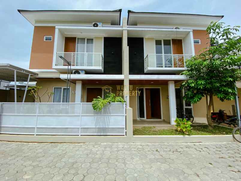 rumah mewah 2 lantai dalam cluster premium prambanan