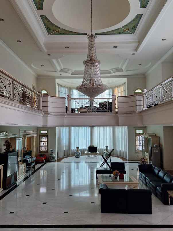 rumah mewah bintang diponggo furnish