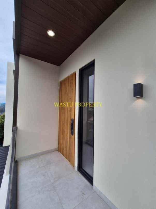 rumah mewah dalam komplek sidoarum dekat jalan godean