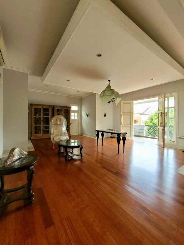 rumah mewah furnished dalam komplek di bekasi timur