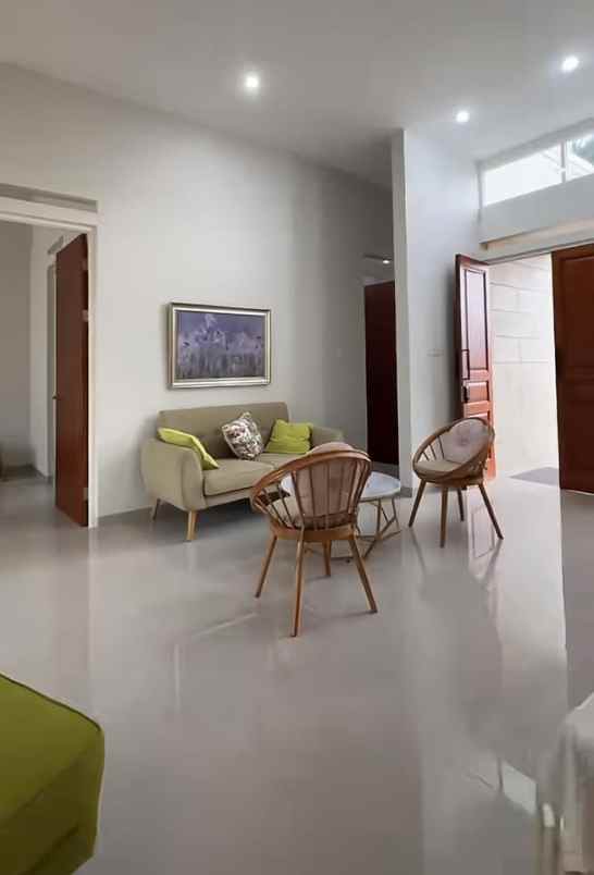 rumah mewah lokasi di bukit indah permai malang