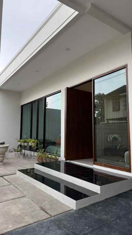 rumah mewah parakan asri dekat batununggal bandung