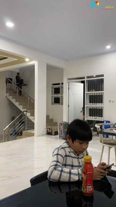 rumah mewah sejuk vieu kota di dago bandung