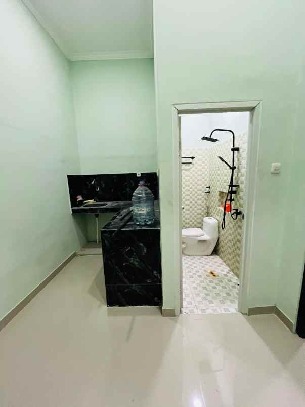 rumah minimalis dibatas kota surabaya barat