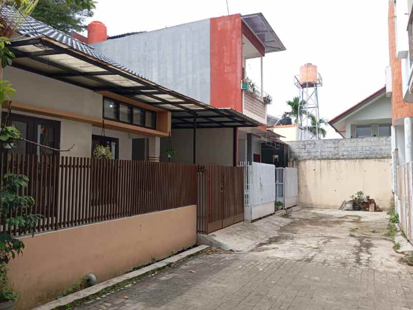 rumah minimalis komplek sariwangi regency akses mudah