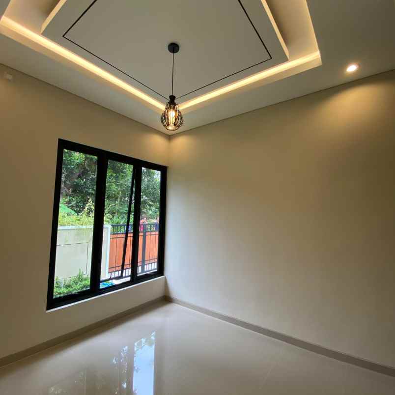 rumah minimalis siap huni utara jl gito gati