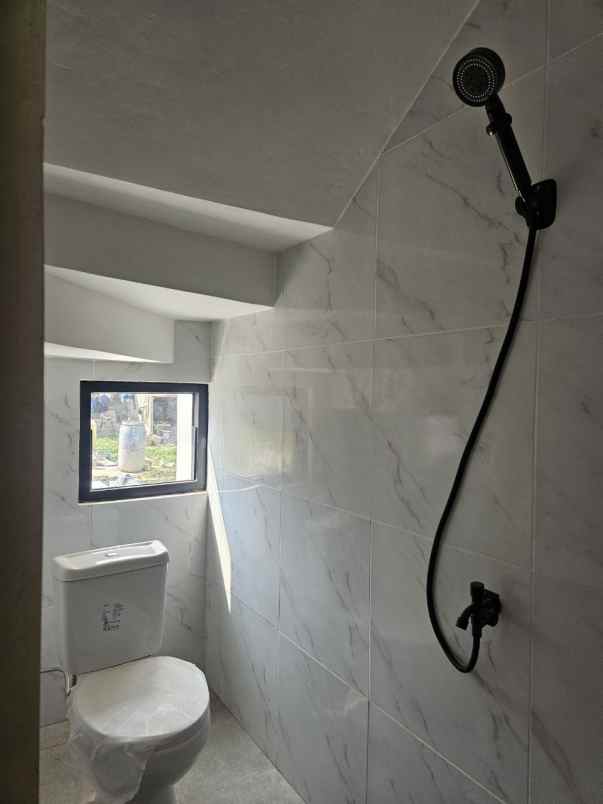rumah modern dekat grand depok city